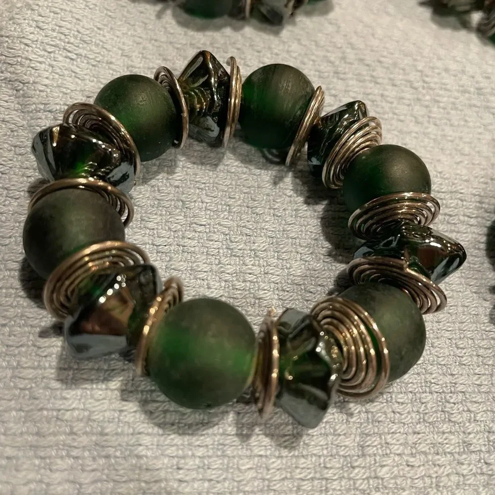Green Glass Silver Wire Napkin Rings Red Orange Glass Beads Napkin Rings 16 TTL